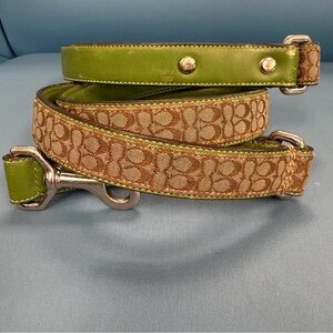 Signature coach dog leash brown and green